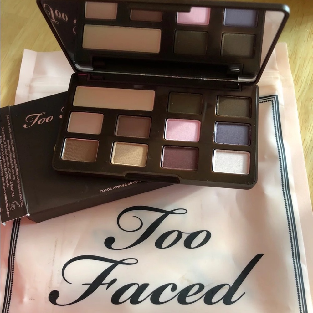 TOO FACED MATTE CHOCOLATE CHIP